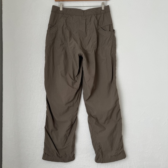 Mountain Hardwear womens taupe lightweight straight leg outdoor pants size 10 - Picture 9 of 12